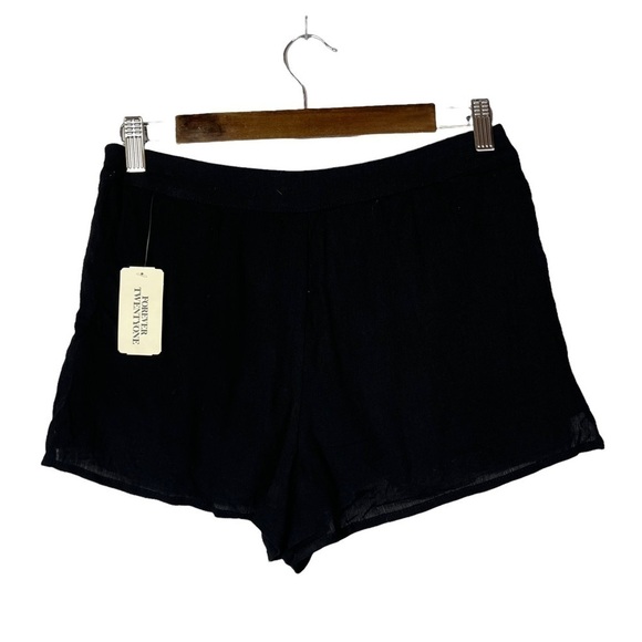 Forever 21 Black & White Printed Soft Short Shorts XS - Picture 2 of 3